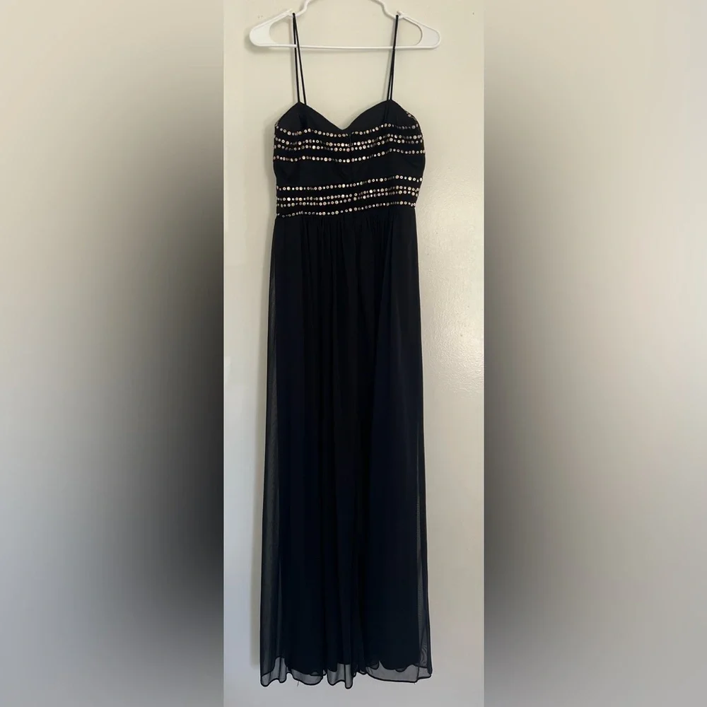 Betsy & Adam Long Black Spaghetti Strap Gown, Size 6 - Picture 4 of 7